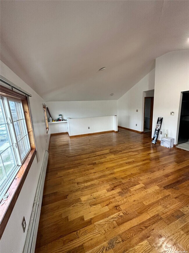 Foto del edificio - 155-08 132nd Ave