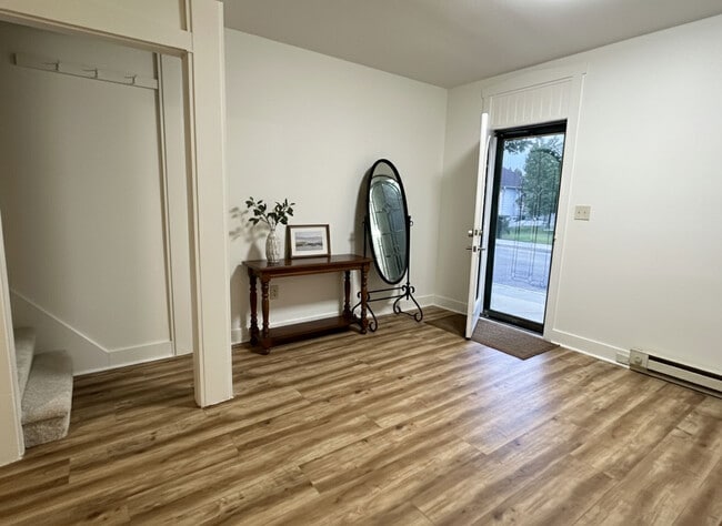 Building Photo - 19 N 11th St