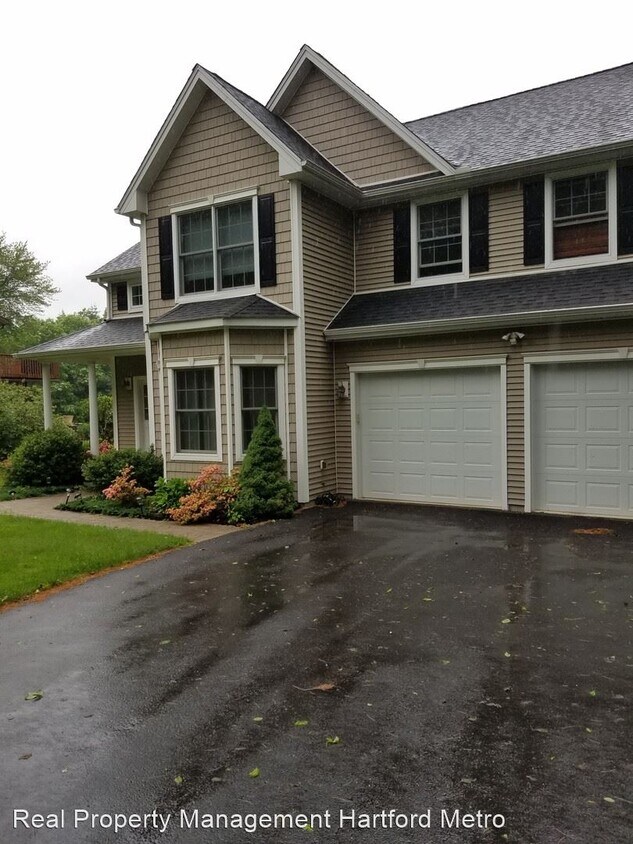 Primary Photo - 4 br, 2.5 bath House - 175 South Rd