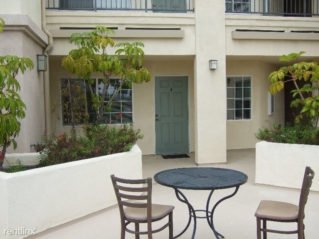 Building Photo - 2 br, 2 bath Apartment - 1256 E Main St