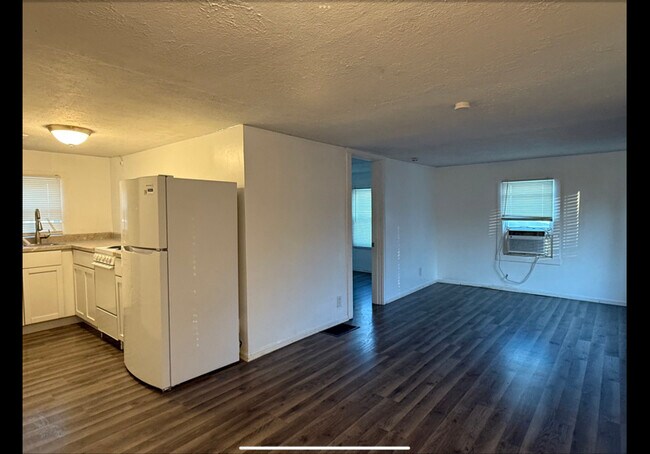 Foto del edificio - 2861 S Roena St