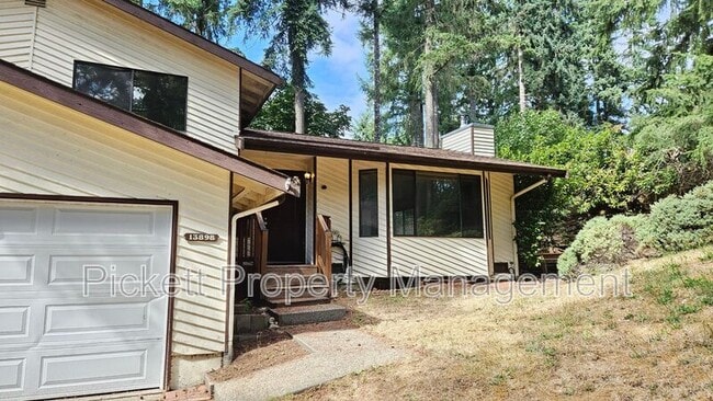 Building Photo - 13898 Chinook Cir NW