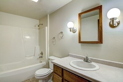 Foto del edificio - 502 Steven Ave