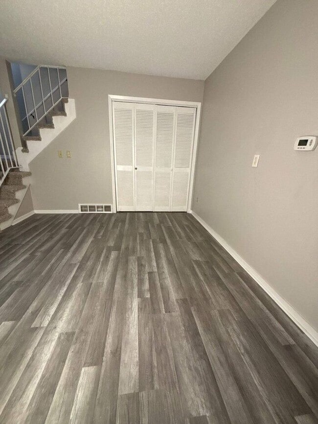 Foto del edificio - 4136 Enden Ln