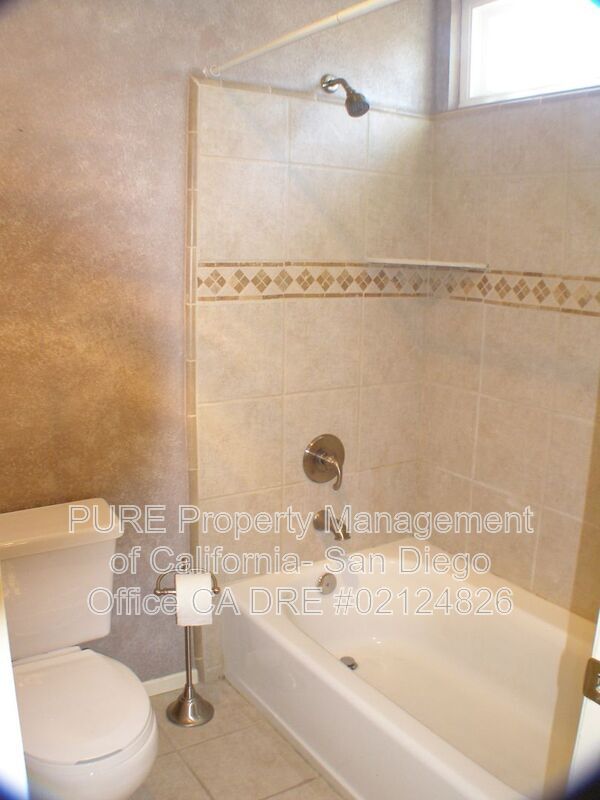 Foto del edificio - 799 Via Teramo