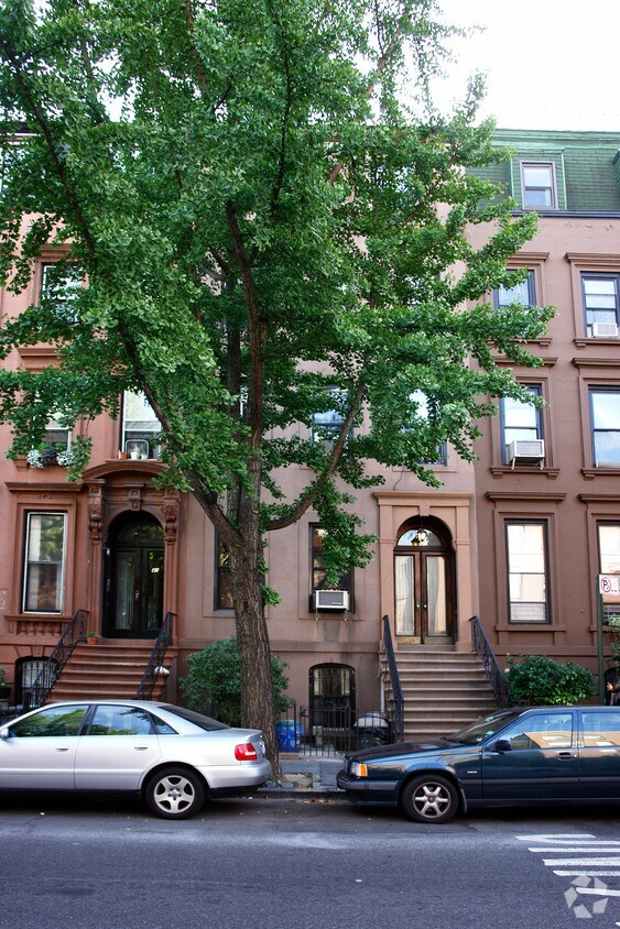 Foto del edificio - 43 7th Ave
