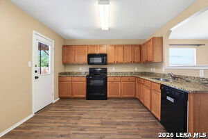 Building Photo - 3935 Regal Rose