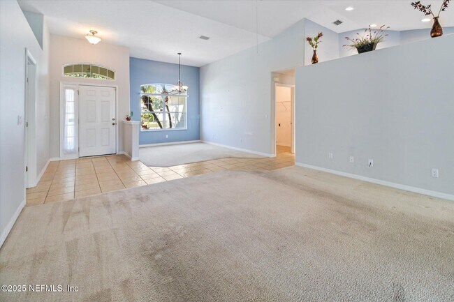 Building Photo - 41 Felwood Ln