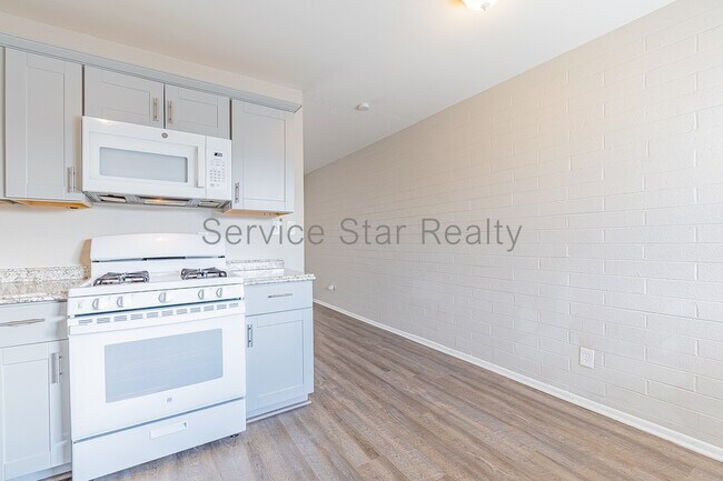 Foto del edificio - 1638 W Desert Cove Ave