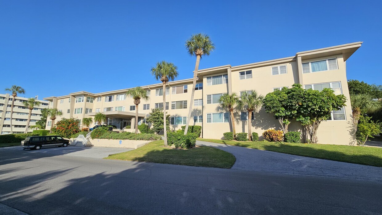 Foto principal - 55 Harbor View Ln