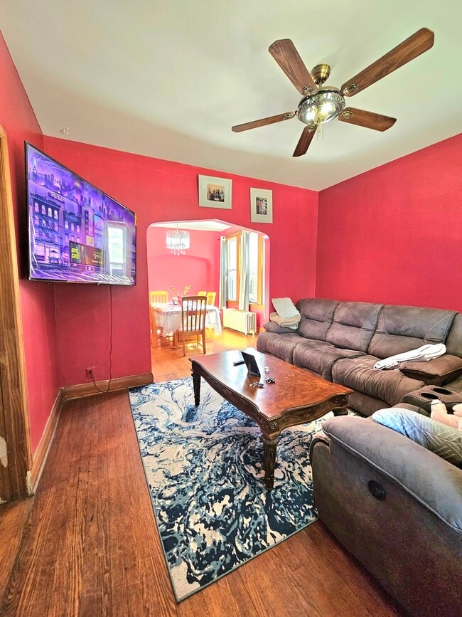 Building Photo - 1515 S 57th Ct