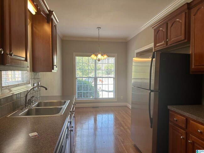 Building Photo - 476 Meadow Croft Dr
