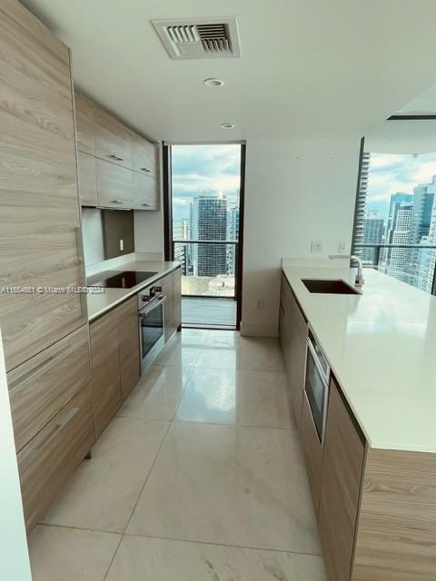 Foto del edificio - 1300 S Miami Ave