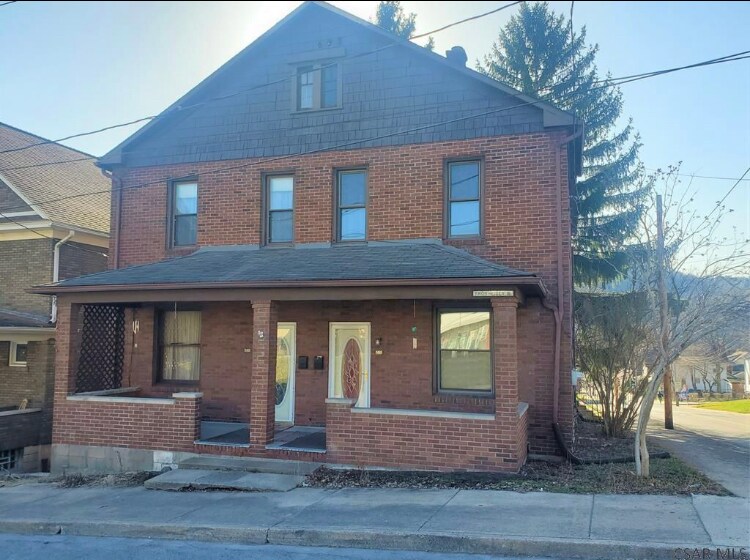 502 Fronheiser St, Johnstown, PA 15902 Townhome Rentals in Johnstown