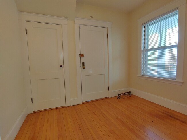 Foto del edificio - 76 Wenham St