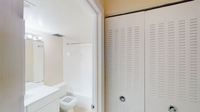 Interior Photo - Newport Village