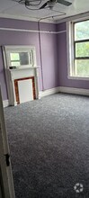 Building Photo - 400 1/2 Market St