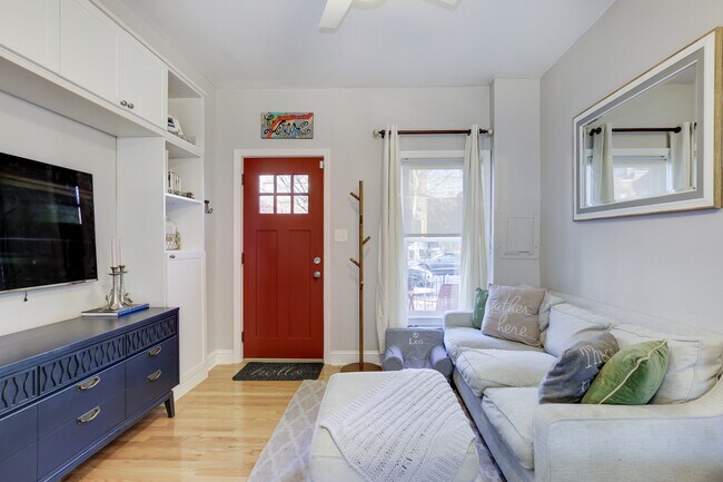 Foto del edificio - 608 S St NW