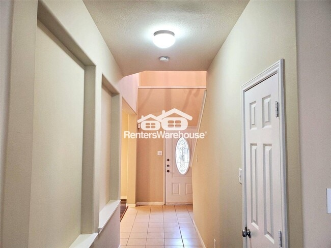 Building Photo - 14238 Englewood Park Ln