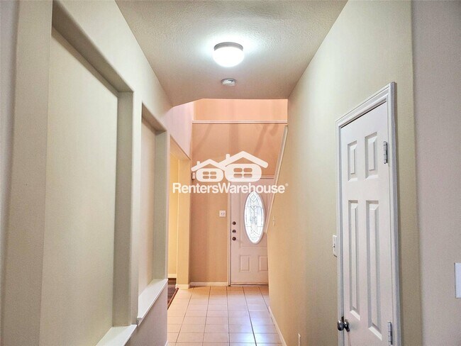 Foto del edificio - 14238 Englewood Park Ln