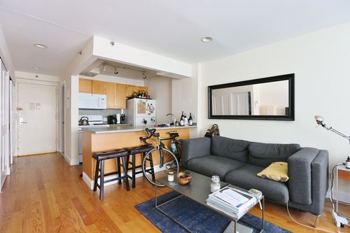 Foto del edificio - 535 E 13th St