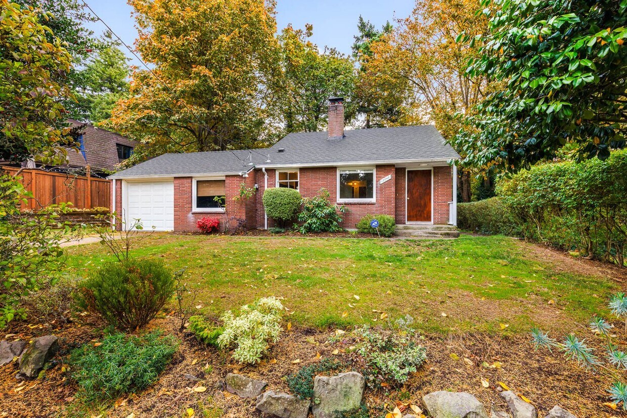 Photo - 12040 21st Ave SW-