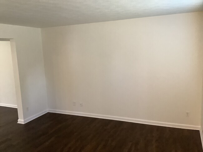 Building Photo - 2377 Ferndown Drive