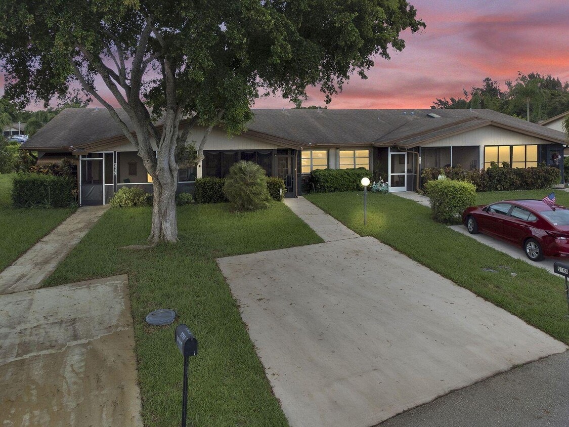 Foto principal - 5755 Doris Ct
