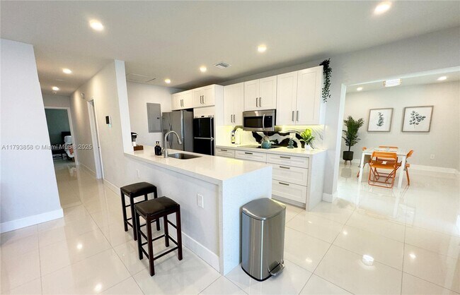 Foto del edificio - 1170 NE 212th Terrace
