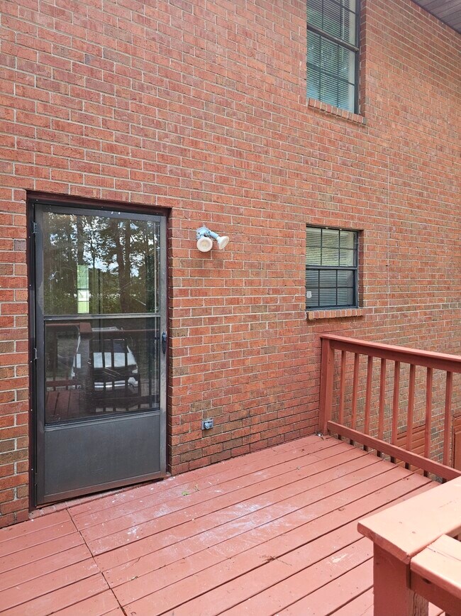 Foto del edificio - 490 S Jeff Davis Dr