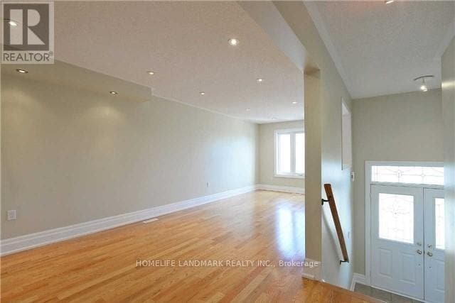 Building Photo - 64 Beresford Dr