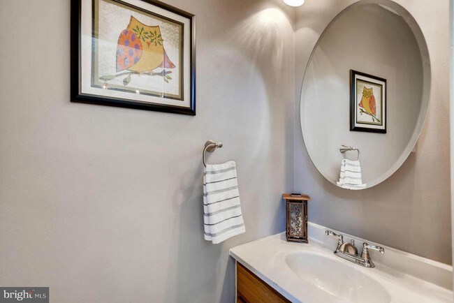 Foto del edificio - 3312 Betterton Cir