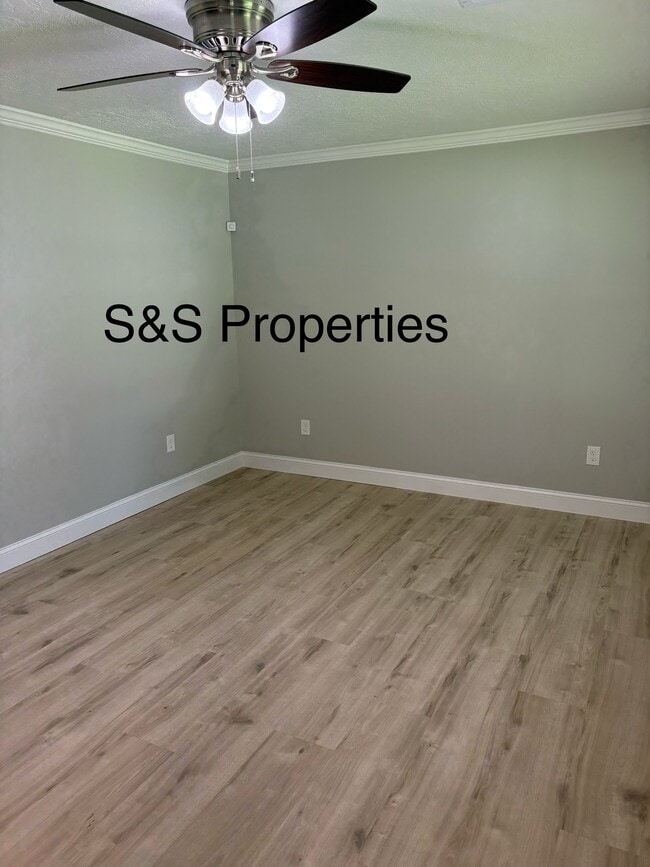 Foto del edificio - 5308 W 12th St