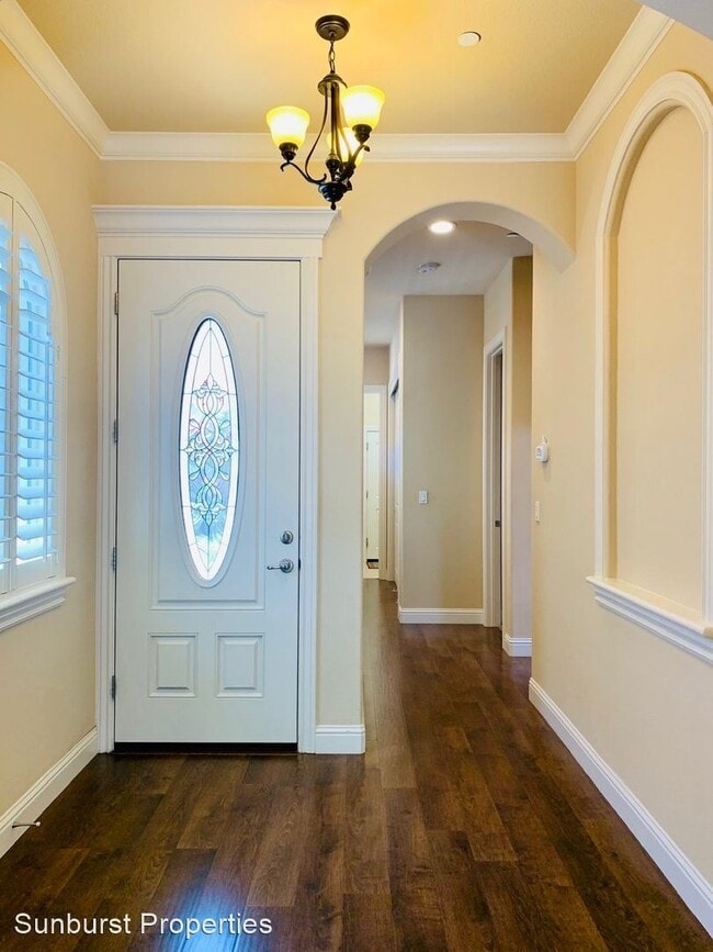 Building Photo - 2 br, 2 bath House - 6114 Via Presidio