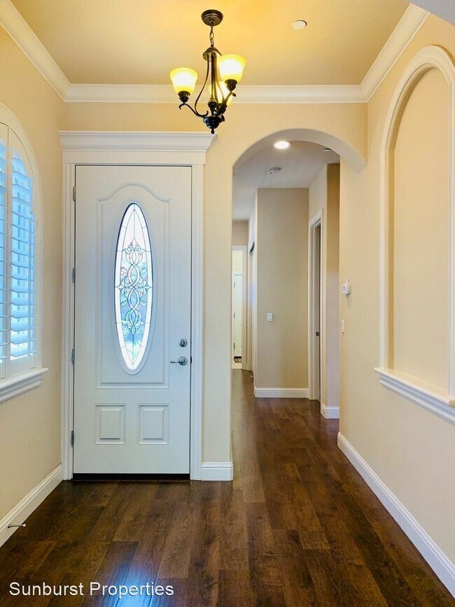 Foto del edificio - 2 br, 2 bath House - 6114 Via Presidio