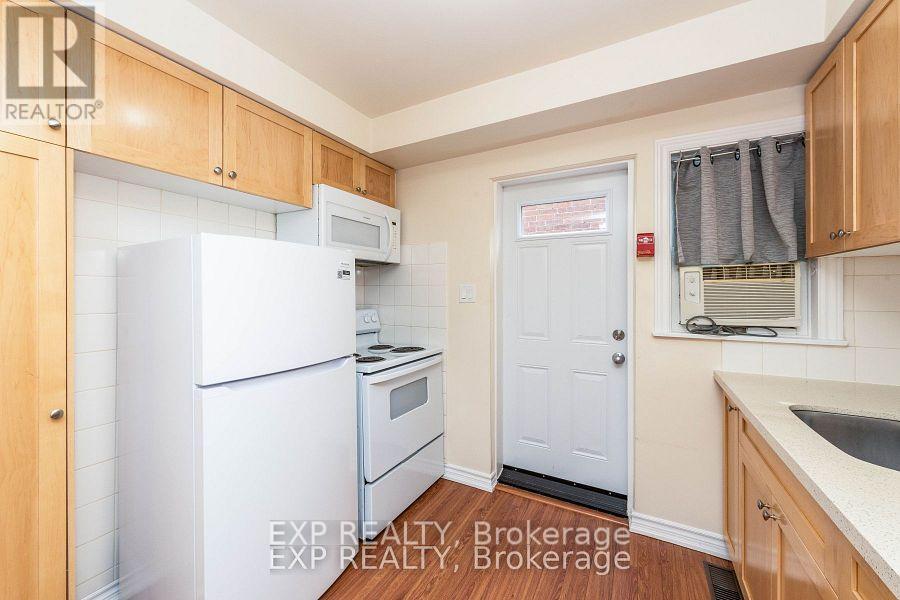 Photo principale - 86-86 Caledonia Rd