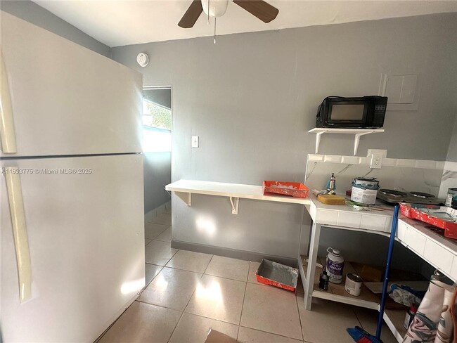 Foto del edificio - 4361 SW 3rd St