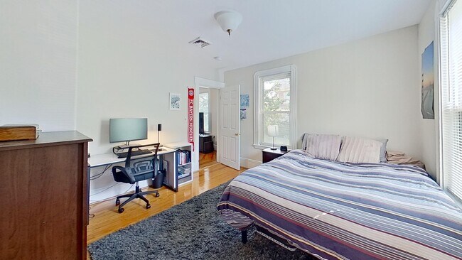 Foto del edificio - 124 Cedar St