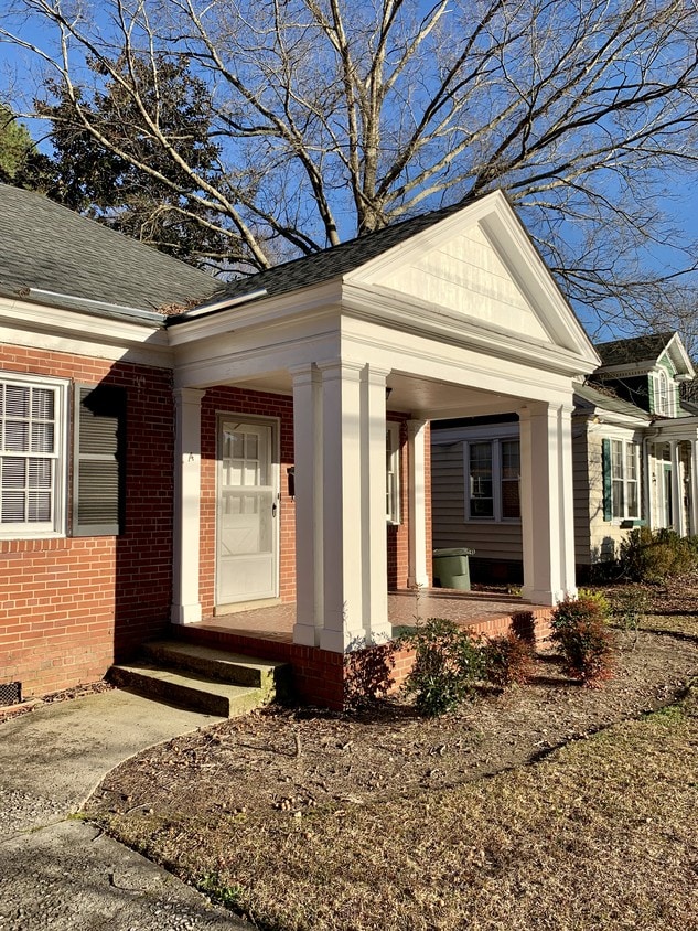 1120 Nash St N, Wilson, NC 27893 Apartments in Wilson, NC