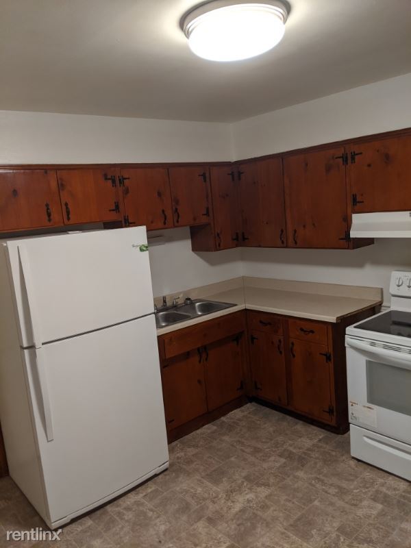Building Photo - 3 br, 1 bath Apartment - 201 Southside Ct