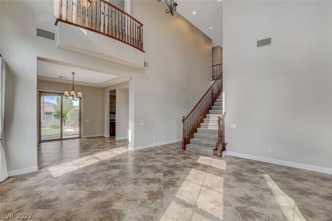 Building Photo - 2777 Josephine Dr