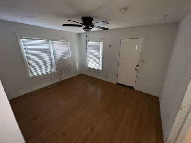 Foto del edificio - 4509 Pardee St