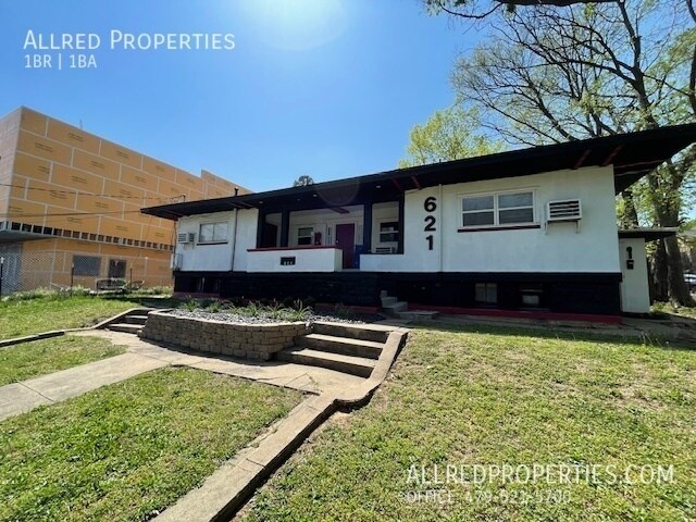 Foto del edificio - 621 N Leverett