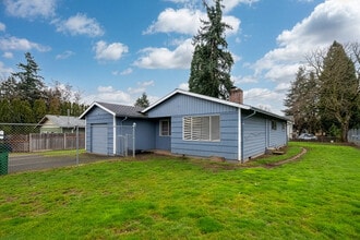 Building Photo - 15706 E Burnside St