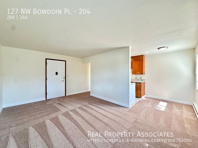 Building Photo - 127 NW Bowdoin Pl