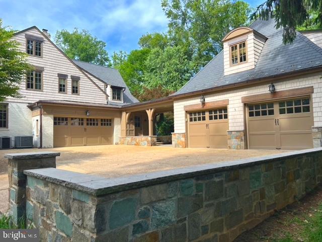 Building Photo - 8820 Burning Tree Rd