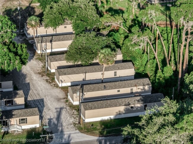 Building Photo - 44 Crawford Dr