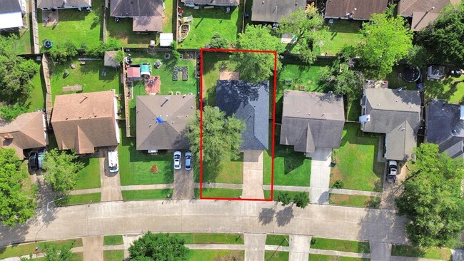 Foto del edificio - 10051 Green Valley Ln