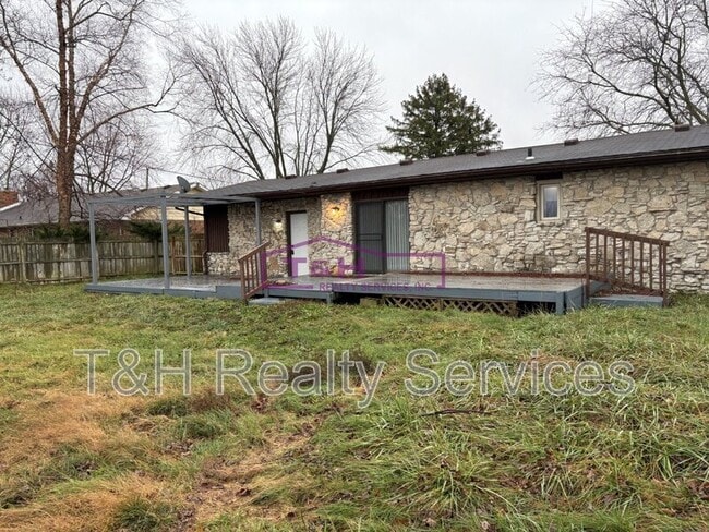 Building Photo - 138 Chitwood Dr