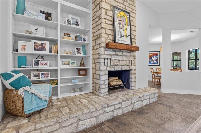 Building Photo - 116 Lei Ct